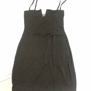 🌸Mini dress with a little leg slit